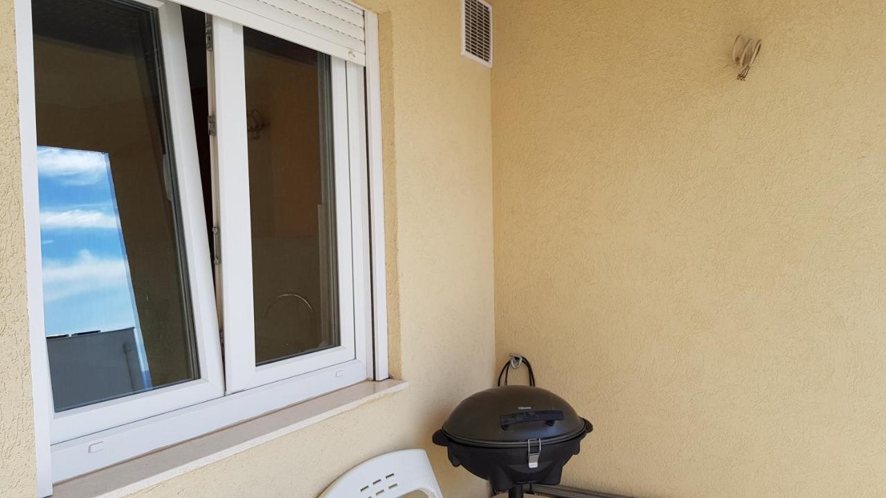 Apartman Krstanovic Макарська Екстер'єр фото